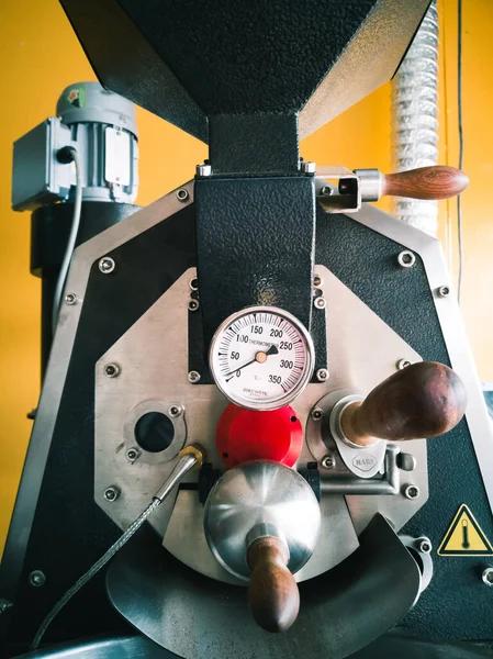 Bangi Malezya Eylül 2019 Fabrikadaki Kahve Kızartma Makinesini Kapatın — Stok fotoğraf