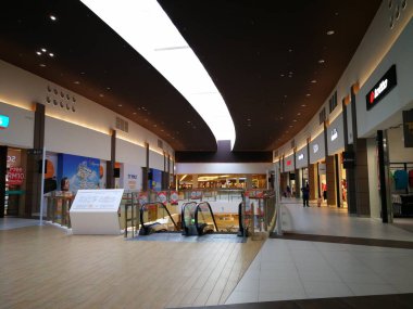 Sepang, Selangor - 09 Ocak 2018: Noritake ev eşyaları Mitsui Outlet Park, KLIA 'da satışa sunuldu.