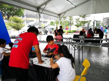 Bukit Jalil, Malezya - 29 Eylül 2018: Malezya gençliğini dijital kullanıcılardan Axiata Arena 'da düzenlenen üreticilere dönüştürme amaçlı ortak bir kamu-özel akademi girişimi olan Mydigitalmaker Fair.