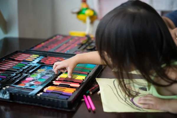 Menina Bonito Colorir Páginas Pintura Crianças Pintam Crianças Desenhar Pré — Fotografia de Stock