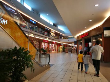 Sepang, Selangor - 09 Ocak 2018: Noritake ev eşyaları Mitsui Outlet Park, KLIA 'da satışa sunuldu.