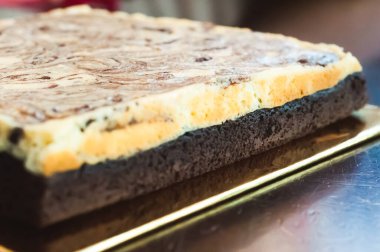 Çikolatalı ev yapımı kek. 