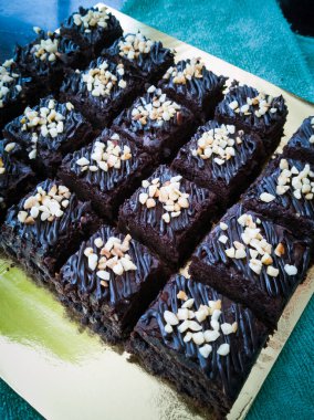 Çikolatalı ev yapımı kek. 