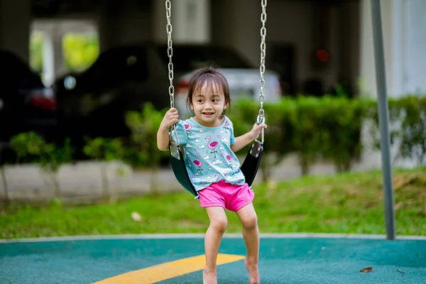 Söt Liten Asiatisk Gammal Småbarn Flicka — Stockfoto