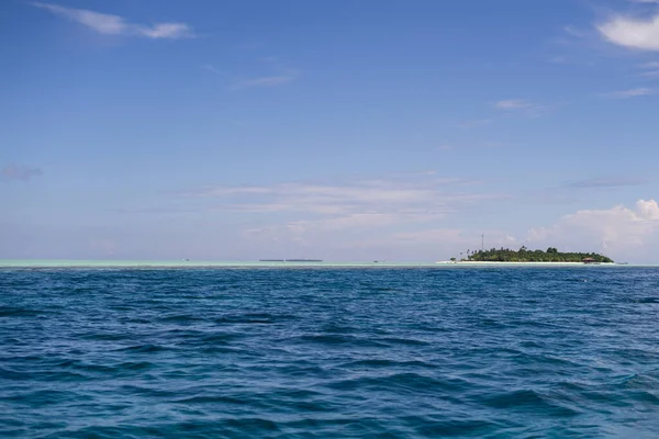 Ciemnoniebieski Turkusowy Zielony Małą Wyspą Semporna Borneo Sabah — Zdjęcie stockowe