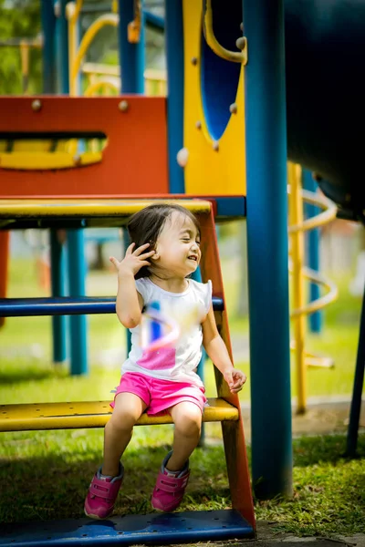 Far Och Söt Liten Asiatisk Gammal Småbarn Flicka — Stockfoto
