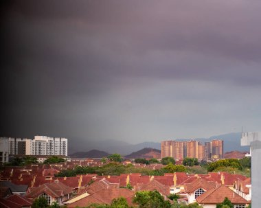 Bangi, Malezya - Ekim 2021: Bandar Seri Putra, Putra Mahkota 'da gün batımı manzarası.