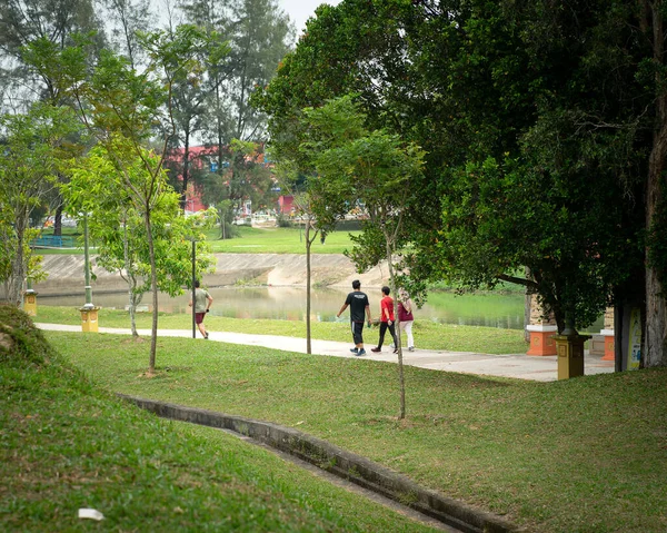 Bangi Malajzia Oct 2021 Reggeli Rutin Kocogás Séta Tóparton Taman — Stock Fotó