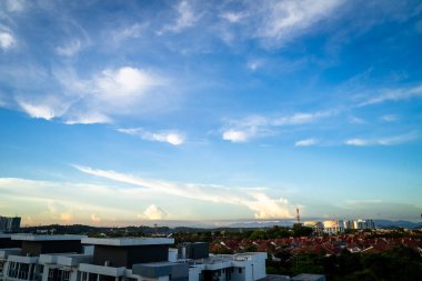 Bandar Seri Putra, Selangor, Malezya yakınlarında güzel bir gökyüzü.