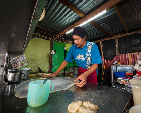 Kuantan Μαλαισία Μαΐου 2022 Street Hawker Προετοιμασία Ψωμιού Roti Canai — Φωτογραφία Αρχείου