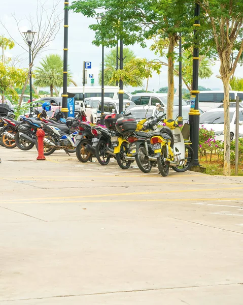 Kuala Terengganu Malaysia June 2022 Row Motorcycle Parking Roadside Terengganu — Stockfoto