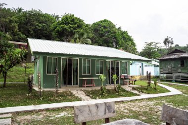 Perak, Malezya - 12 Ağustos 2022 Riverbug, Gopeng 'daki orman merkezi..