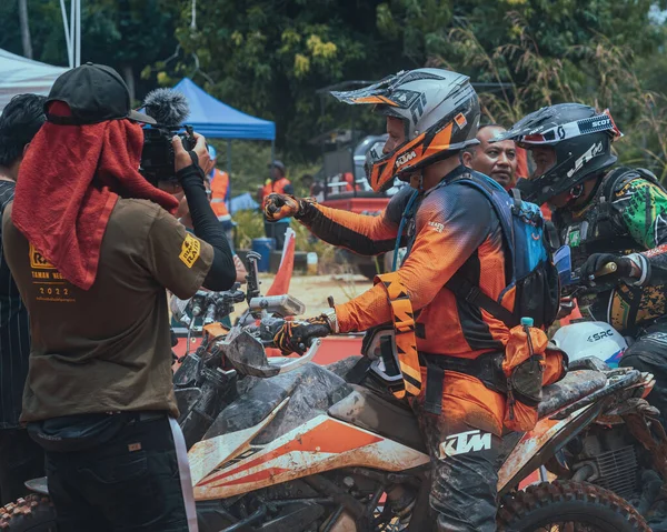 Pahang Malaisie Septembre 2022 Motocycliste Australien Ligne Arrivée Raid Rimba — Photo