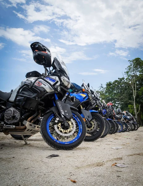 Johor Malaysia Agustus 2022 Sepeda Motor Super Tenere Parkir Bersama — Stok Foto