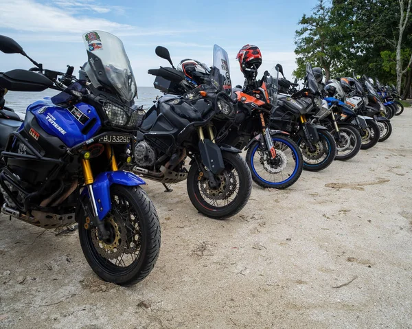 Johor Malaysia Aug 2022 Super Tenere Motorräder Parken Zusammen Strand — Stockfoto