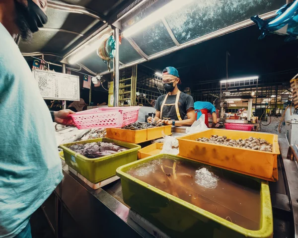 Melaka Malásia Agosto 2022 Restaurante Frutos Mar Que Vende Cozinheiro — Fotografia de Stock