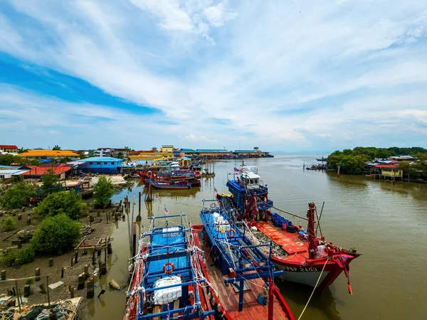 马来西亚珀利斯 2022年8月6日 吉隆坡码头附近的渔村 — 图库照片