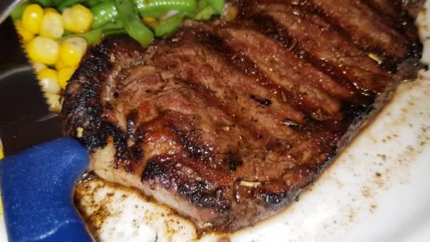 Die Freude Das Beste Essen Der Welt Rindfleisch Steak Zusammen — Stockvideo