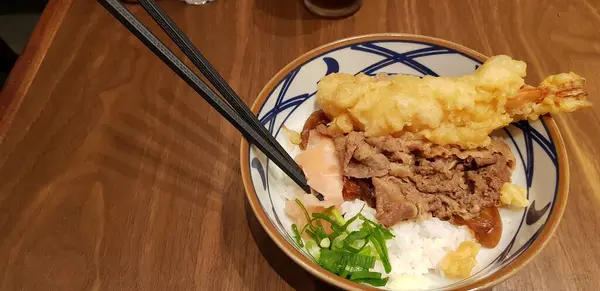 Japanese Traditional Food Beef Teriyaki Stickt Rice Tempura Shrimp Sliced — 스톡 사진