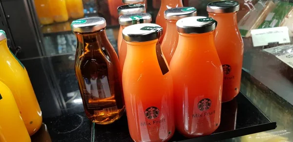 Surakarta Central Java Indonesia August 2022 Starbucks Orange Juice Mix — Stockfoto