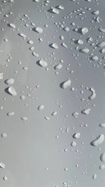 Wassertropfen Perspektive Durch Weiße Farboberfläche Gut Für Multimedia Inhalte Hintergründe — Stockfoto