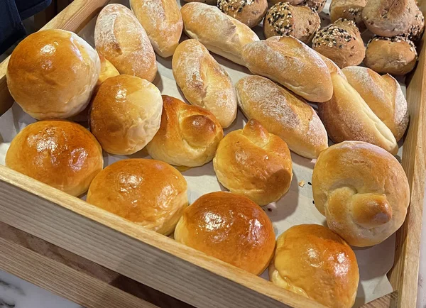 Verse Gebakken Zachte Broodjes Harde Broodjes Warme Verse Boterbroodjes Bakkerij — Stockfoto