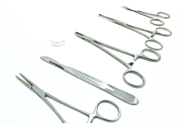 Instrumenty Chirurgiczne Izolowana Białym Tle — Zdjęcie stockowe