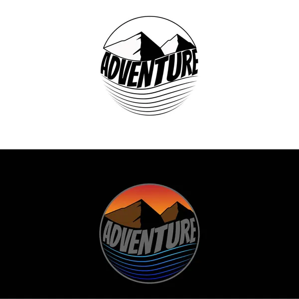 Przygoda Logo Design Mountain Ilustracja — Wektor stockowy