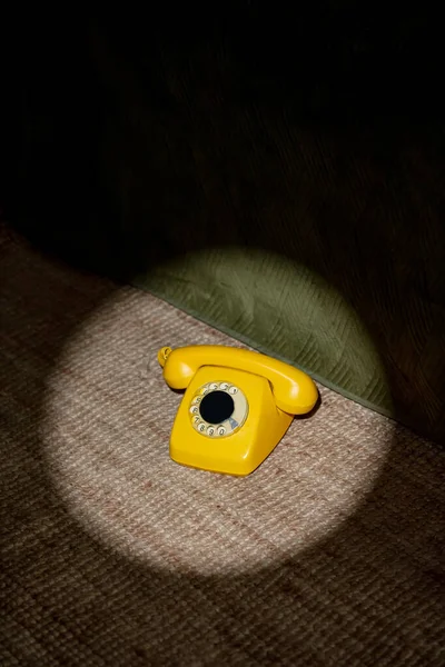 Old Vintage Yellow Phone Carpet Bedroom Next Bed — Stock Photo, Image