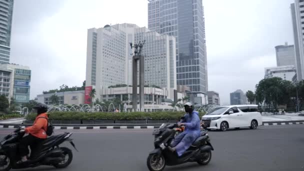Dżakarta Indonezja Stycznia 2022 Ruch Poranny Centralnym Dżakarcie Bundaran Hotel — Wideo stockowe