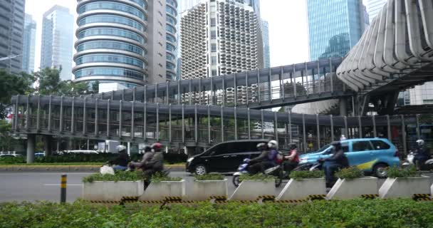 인도네시아 2022 보행자들 수디르만 Jalan Sudirman Gelora Bung Karno 보행자 — 비디오