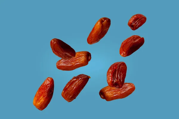Sušené Ovoce Data Modrém Pozadí Létání Potravin — Stock fotografie