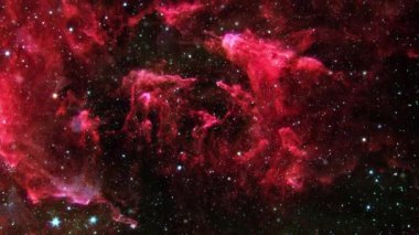 Soyut döngü uzay uçuşu uzaydaki gizemli kırmızı nebula bulutuna. Parlayan nebula galaksisinin uzay keşfi. 4K 3D illüstrasyon kusursuz döngü bilim-kurgu uzay yolculuğu uzaylı nebulasına uçar. 