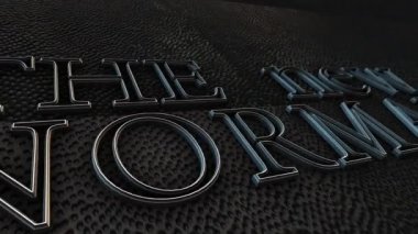 Koyu grunge arkaplan üzerinde hata efekti döngüsü başlığına sahip Yeni Normal metin. 4K 3D pürüzsüz döngü Yeni Normal efekt ögesi simsiyah üzerinde giriş başlığı olarak metin canlandırması. 