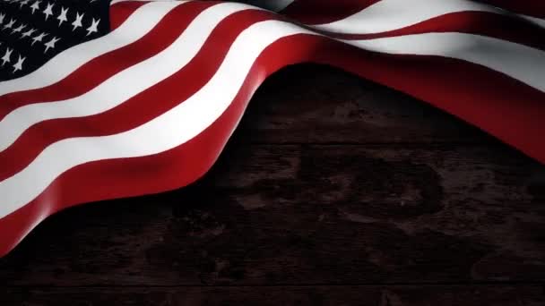 7月4日 美国国会旗在黑木背景上迎风飘扬 美国国旗 Grunge美国国旗视频在风中飘扬 — 图库视频影像