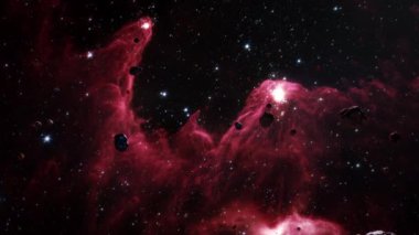 Galaksi uzay keşif uzay kaya scence Towering Infernos. 4K parlayan nebula, bulutlar ve yıldız alanlarında uçmanın döngüsel animasyonu. 