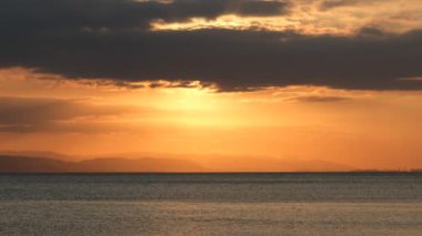 Günbatımı ve deniz akıntısı, gürültü etkisi