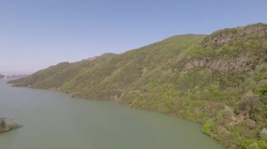 yeşil dağlar ve göl tavası, bahar