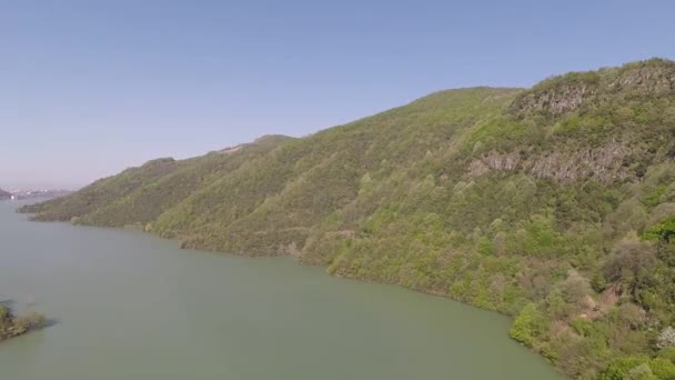 푸른 산 과 호수 팬, 봄 — 비디오