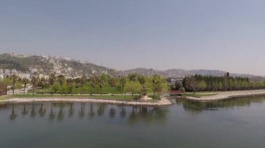 Hava sahili kanalı ve park