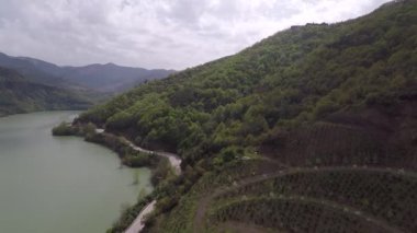 Havadan dağ görünümü
