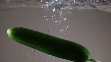 Salatalık, taze salatalık, sebze.