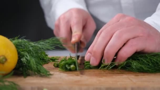 Cutting Dill White Shirt Chef Cutting Dill Table — Stok video