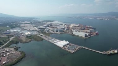 Serbest bölge, hava sahası ve endüstriyel liman