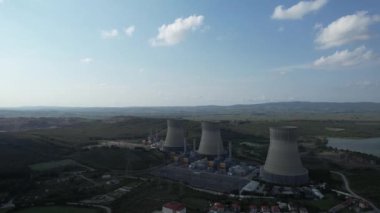 Nükleer enerji santrali, elektrik üretimi için hava nükleer santrali.