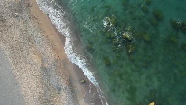 Mar Olas Playa Aérea Mar Olas Hora Verano — Vídeo de stock