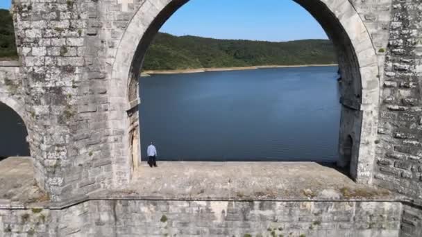 Acueducto Acueducto Romano Aéreo Lago — Vídeo de stock