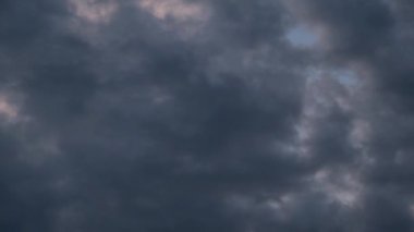 Fırtına bulutları, gri fırtına bulutları zaman kaybı ve kötü hava