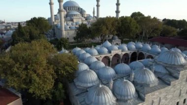 havadan Süleyman Camii ve kompleksi, İslami medrese