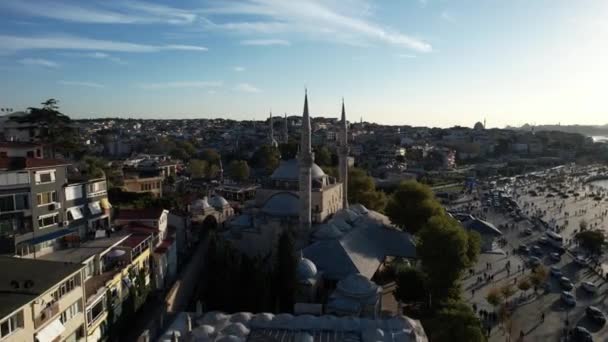 位于Uskudar伊斯坦布尔的Mihrimah Sultan清真寺 — 图库视频影像